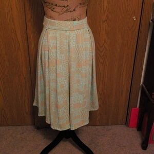 2xl light blue and orange lularoe Madison. Nwt